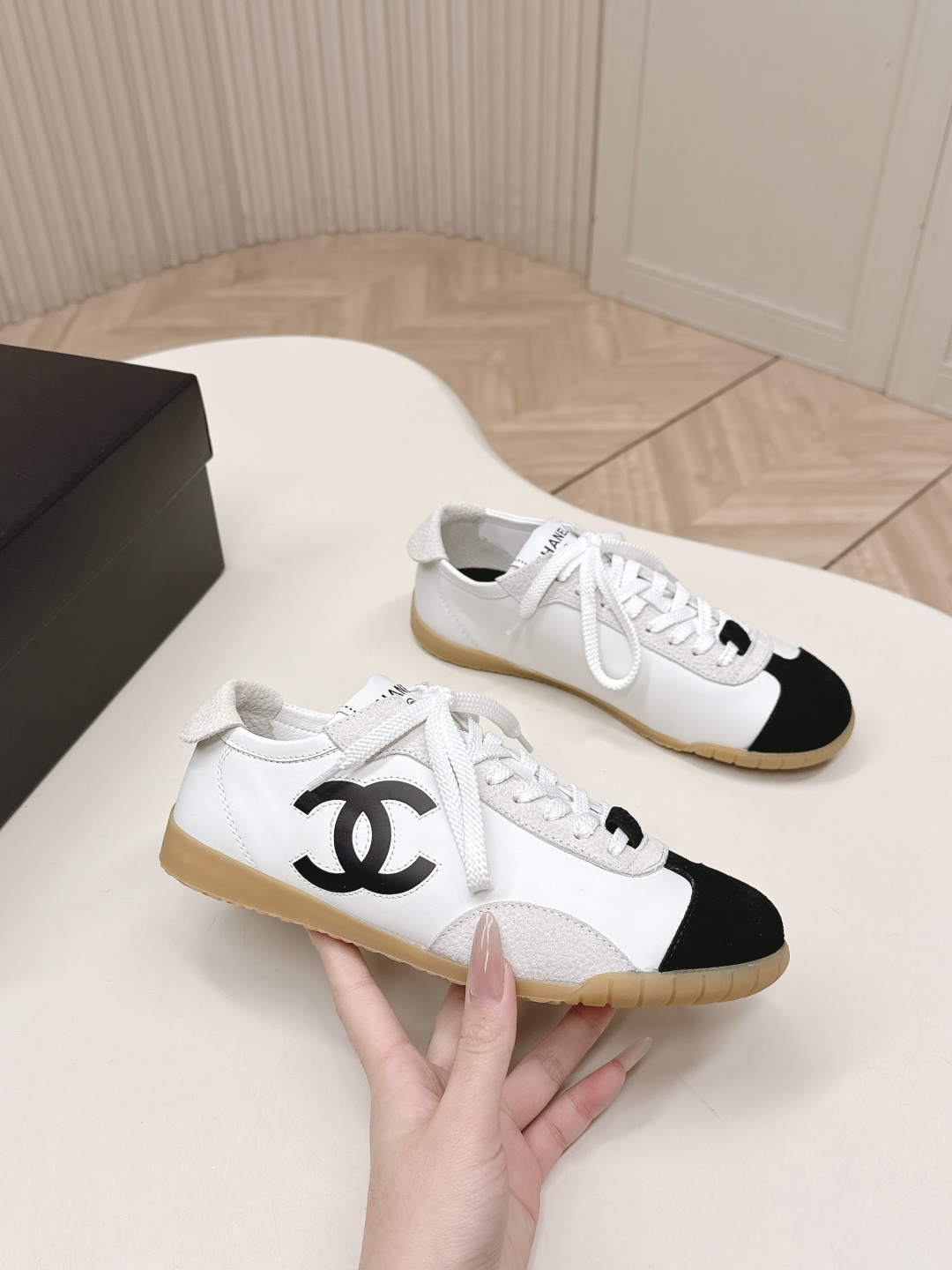 Women's high heels